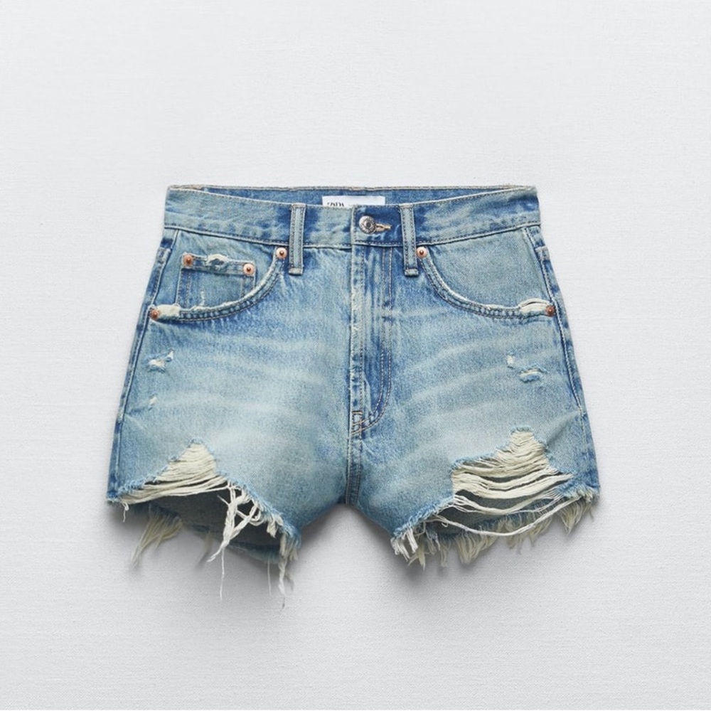 ZARA TRF HIGH RISE CURVED SHORTS